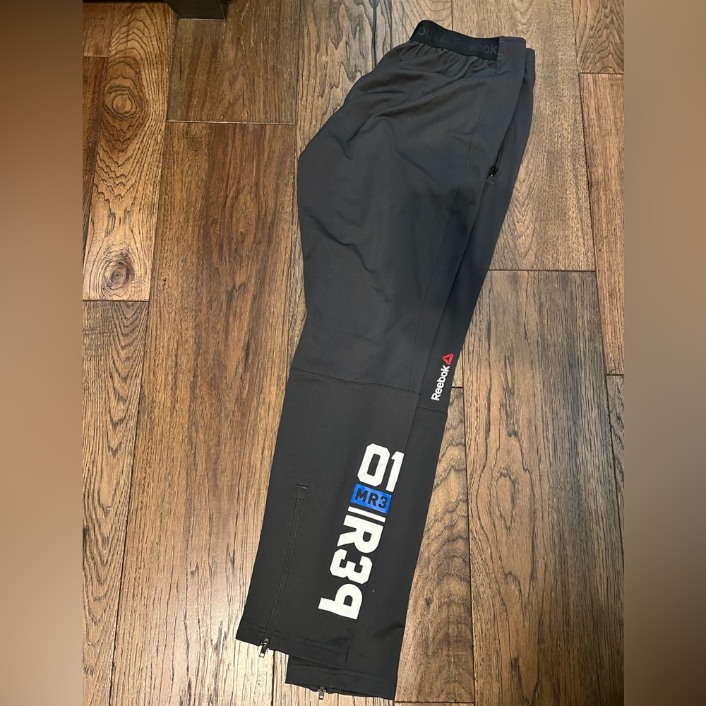 Reebok speedwick knit trackster - new no tags size medium